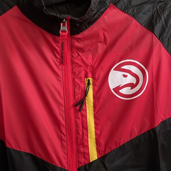 Atlanta Hawks Windbreaker, Men’s size Large - Picture 8 of 14